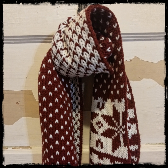 Beautiful winter scarf - Picture 5 of 5
